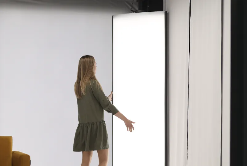 Iluminação potente no E-COMM STUDIO+